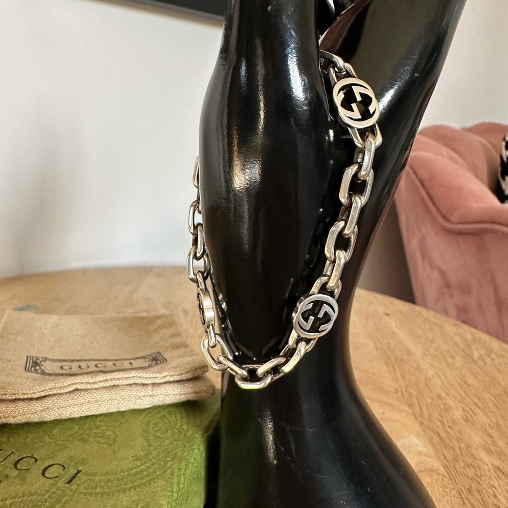 Gucci Silver Interlocking G Link Bracelet - Picture 7 of 9